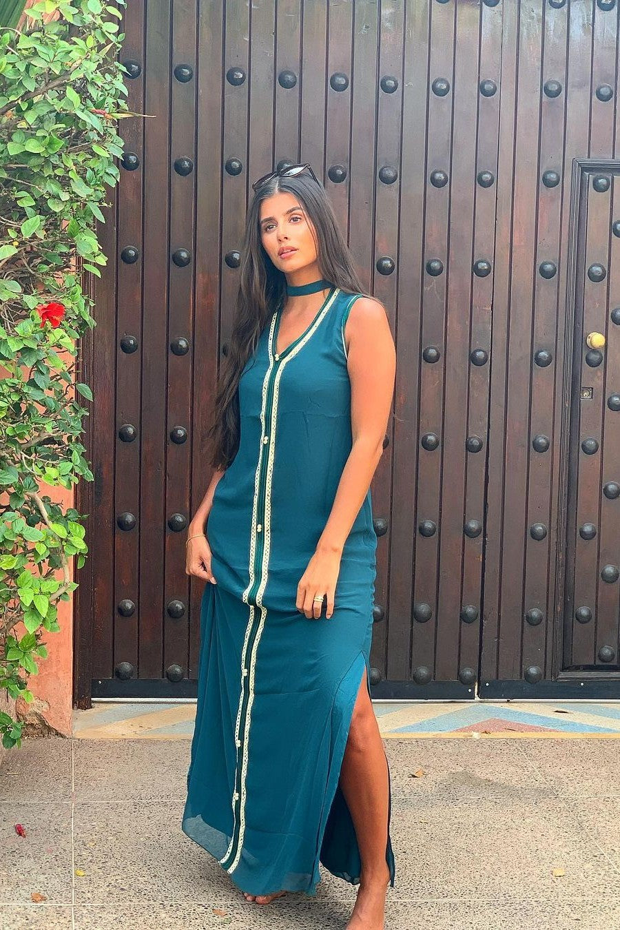 Kaftan Stelia Embroidered Lightweight V-Neck Choker Long Maxi Dress and Belt in Green