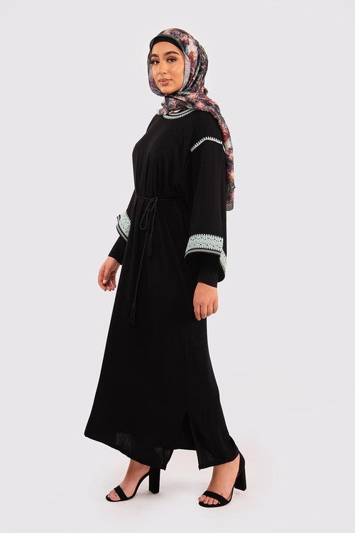 Kaftan Reina Long Sleeve Embroidered Round Neck Maxi Gandoura Dress Abaya in Black