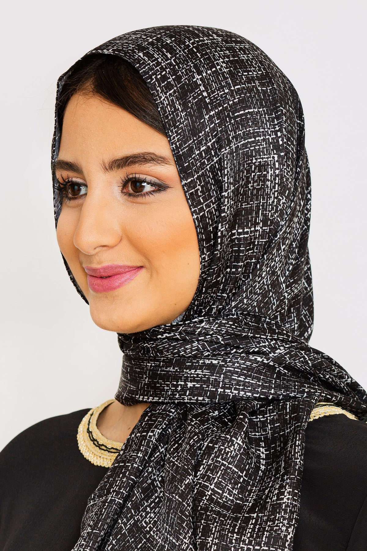 Lightweight on sale head scarf