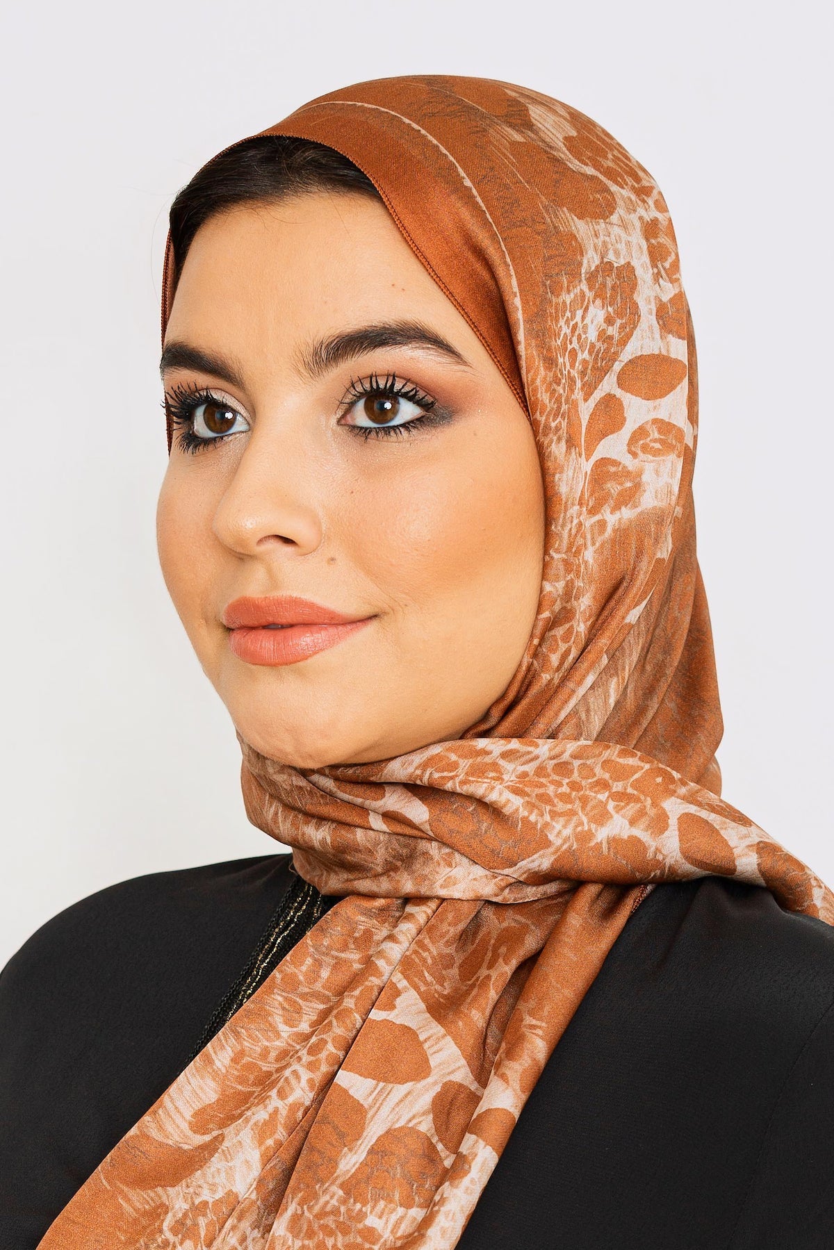 Oversized Square Head Scarf