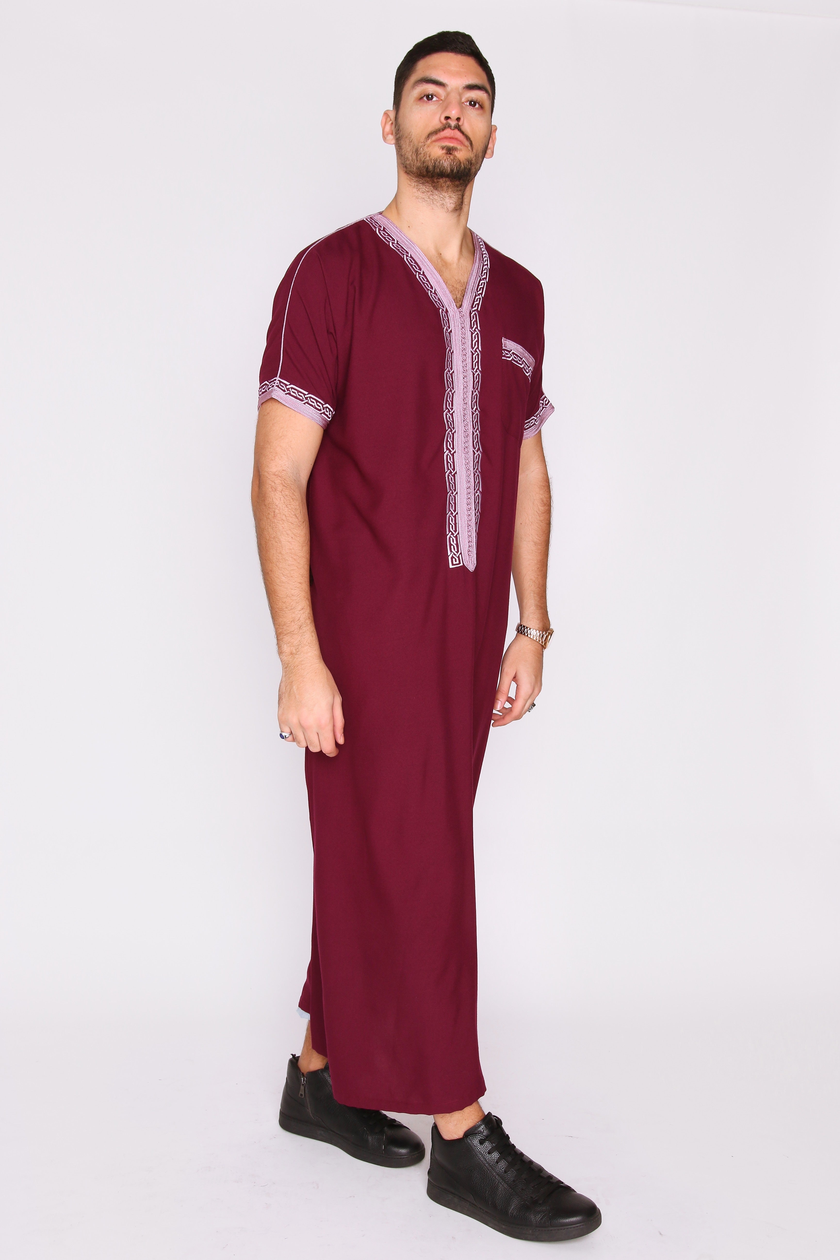 Gandoura Natura Men's Short Sleeve Full-Length Pocket Robe Thobe in Burgundy