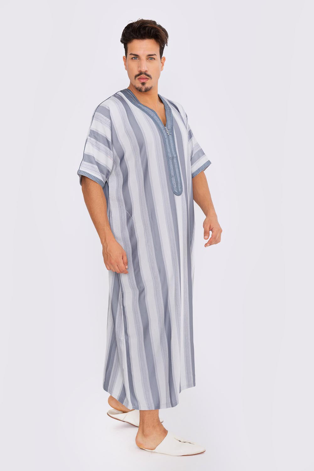 Gandoura Men's Short Sleeve Long Striped Thobe in Grey