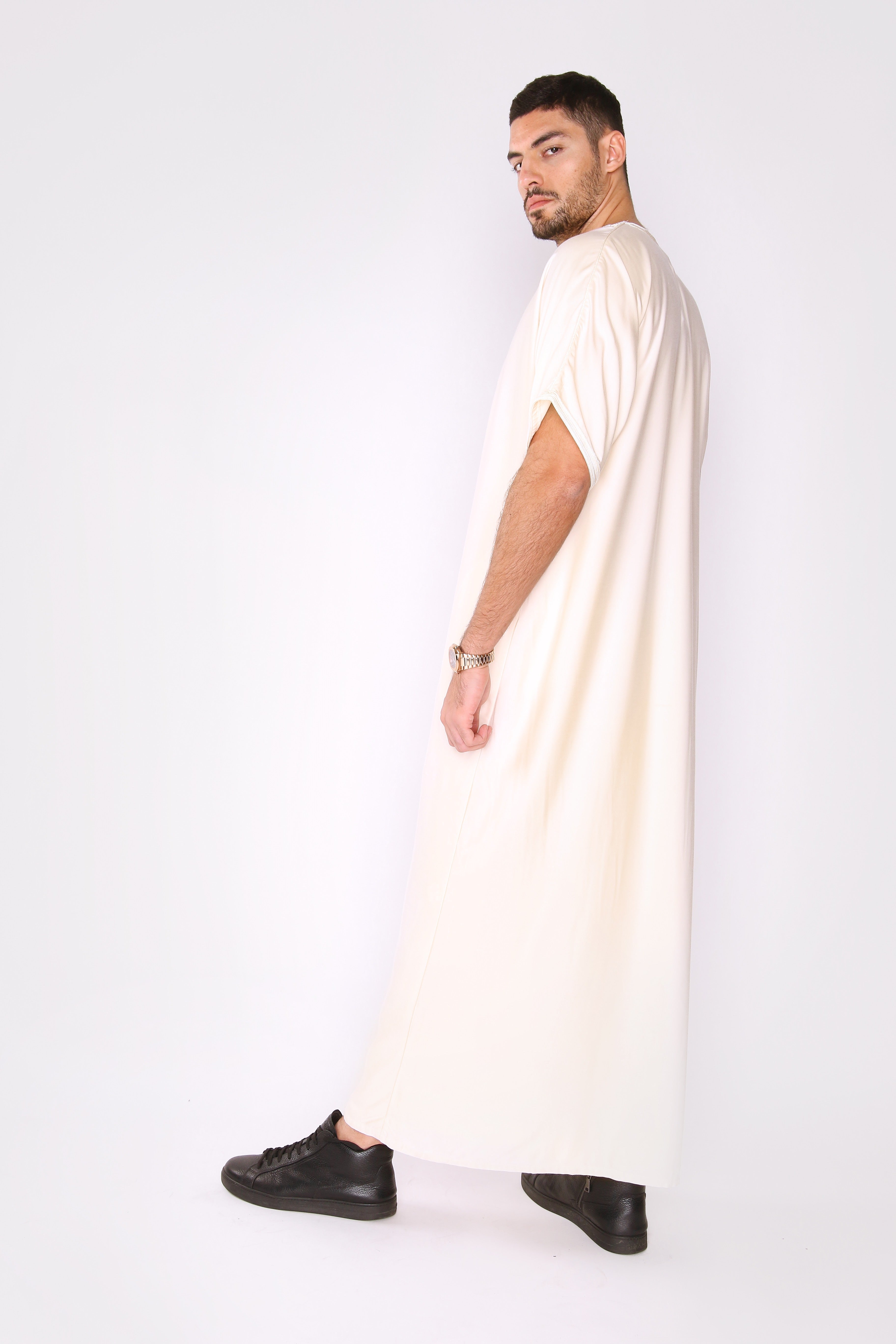 Gandoura Idriss Men's Embroidered Short Sleeve Full-Length Robe Thobe in Bright White