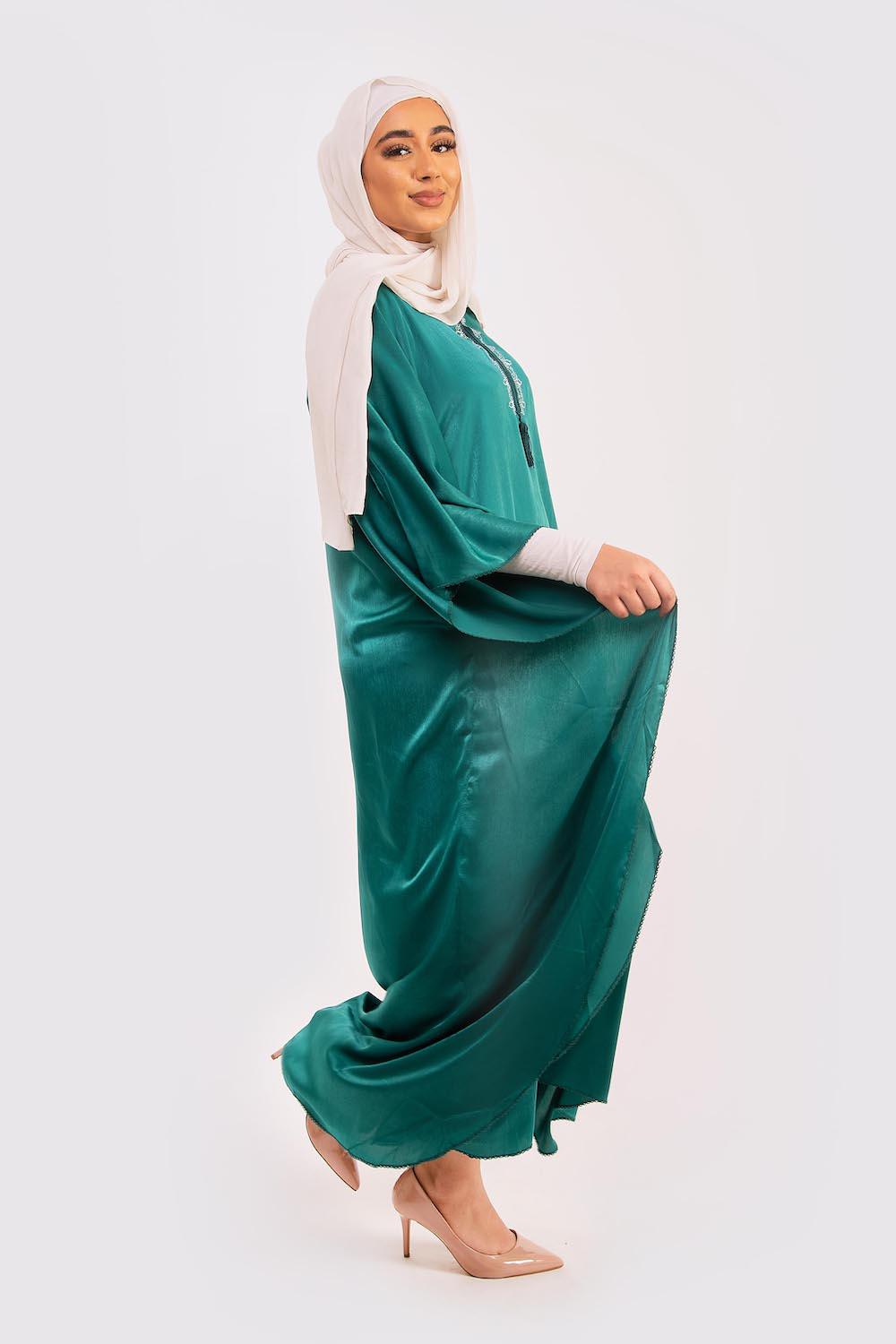 Kaftan Cherine Satin Dress in Green